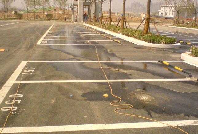 道路劃線，車位劃線，停車位劃線