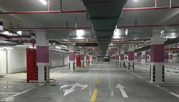 蘇州道路劃線分析，環(huán)氧地坪施工時地面油漬污垢解決的方法？